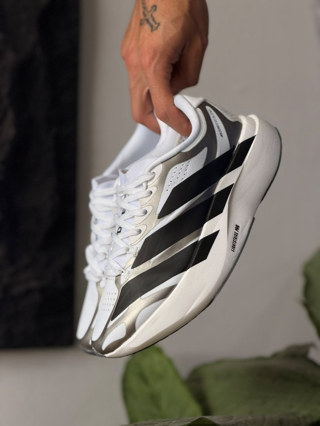 ADIDAS ADIZERO EVO SL EXO BLANCA