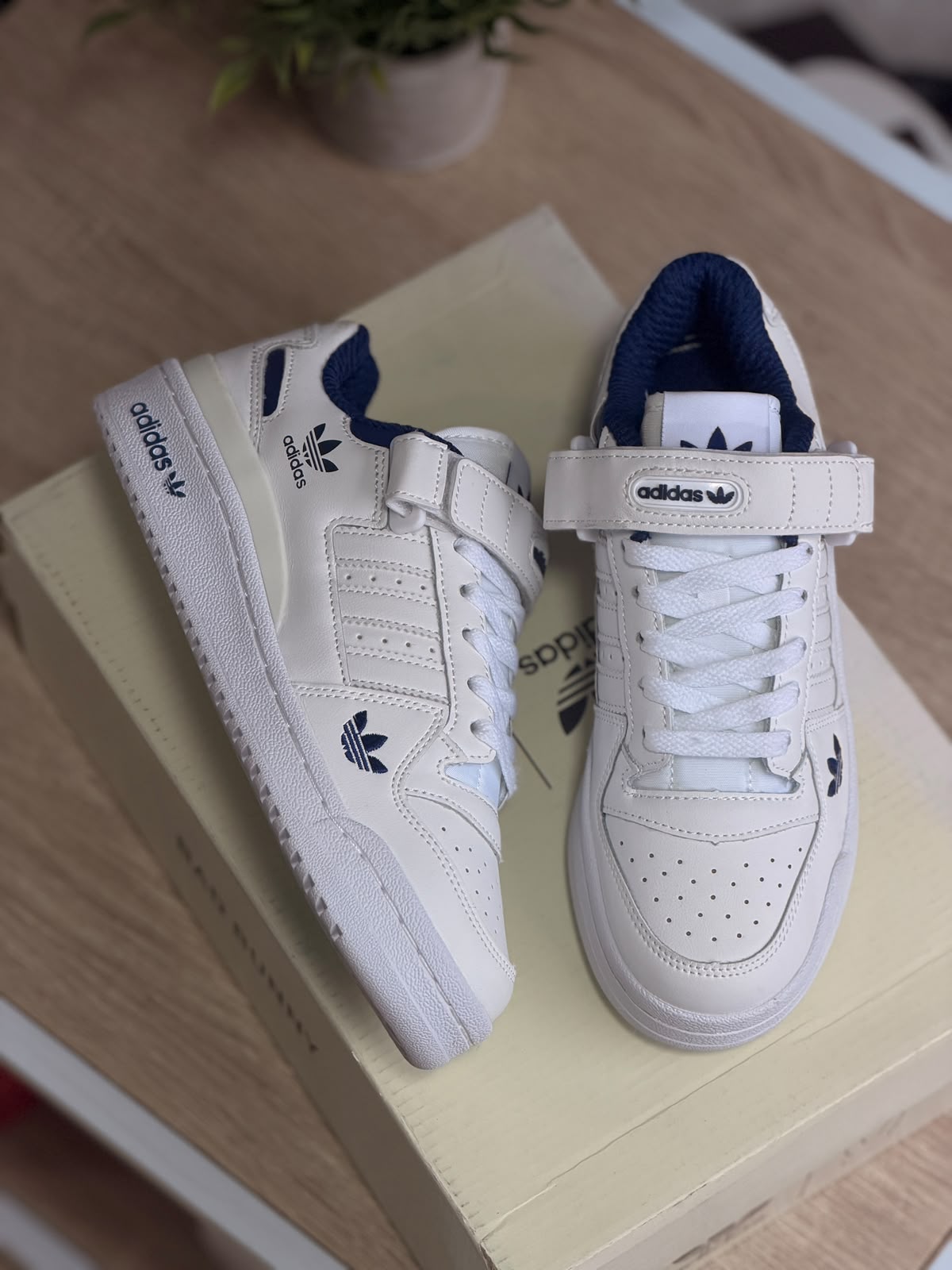 ADIDAS FORUM LOW  CLOUD WHITE