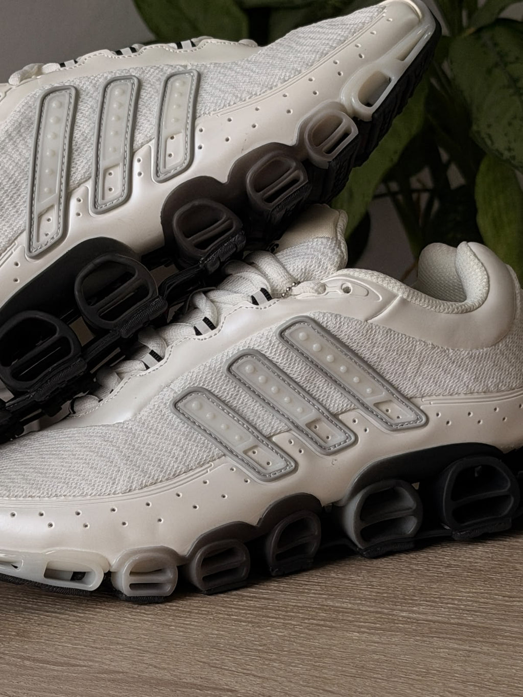 ADIDAS MEGARIDE BLANCA SUELA NEGRA