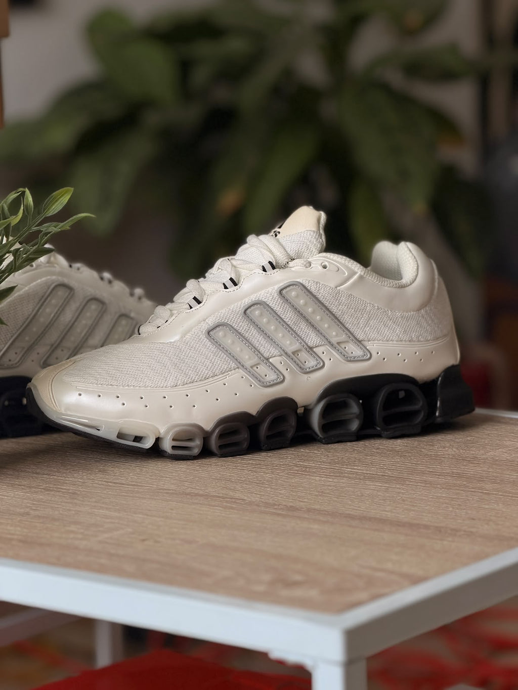 ADIDAS MEGARIDE BLANCA SUELA NEGRA