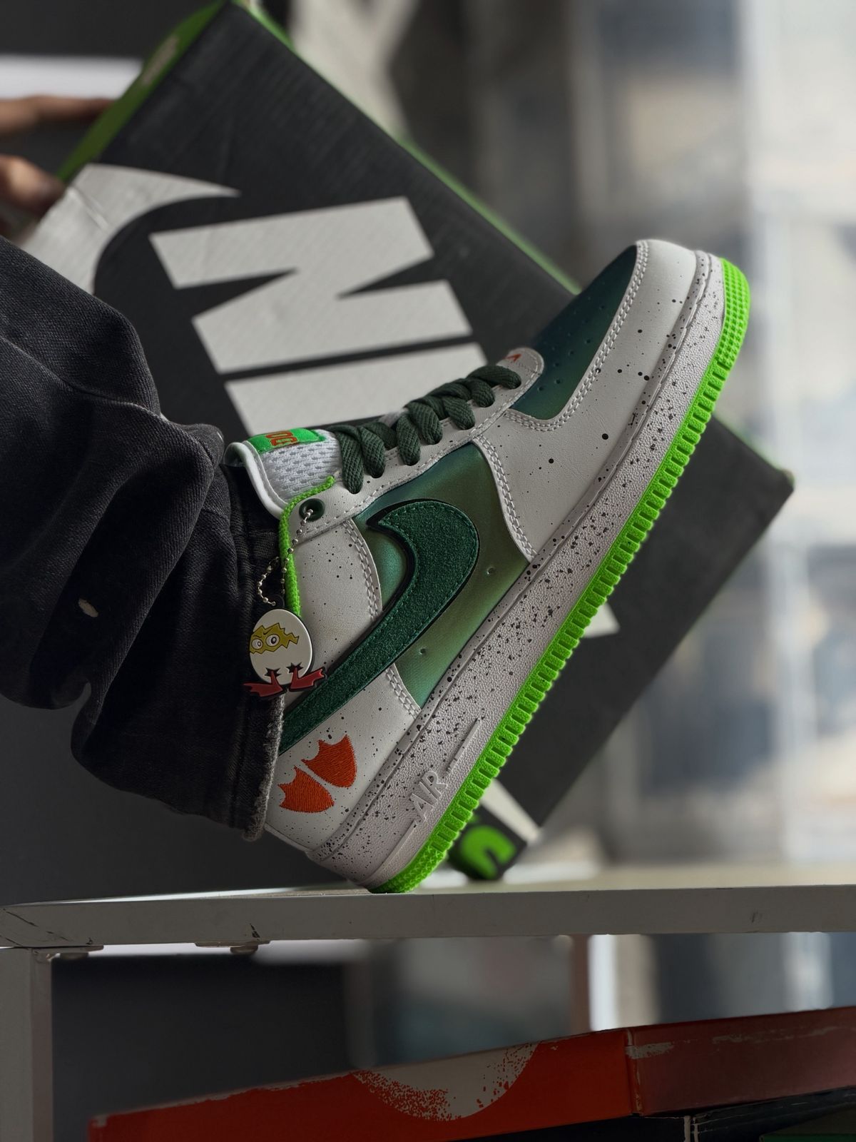 AIR FORCE 1 DUCK OR EGG