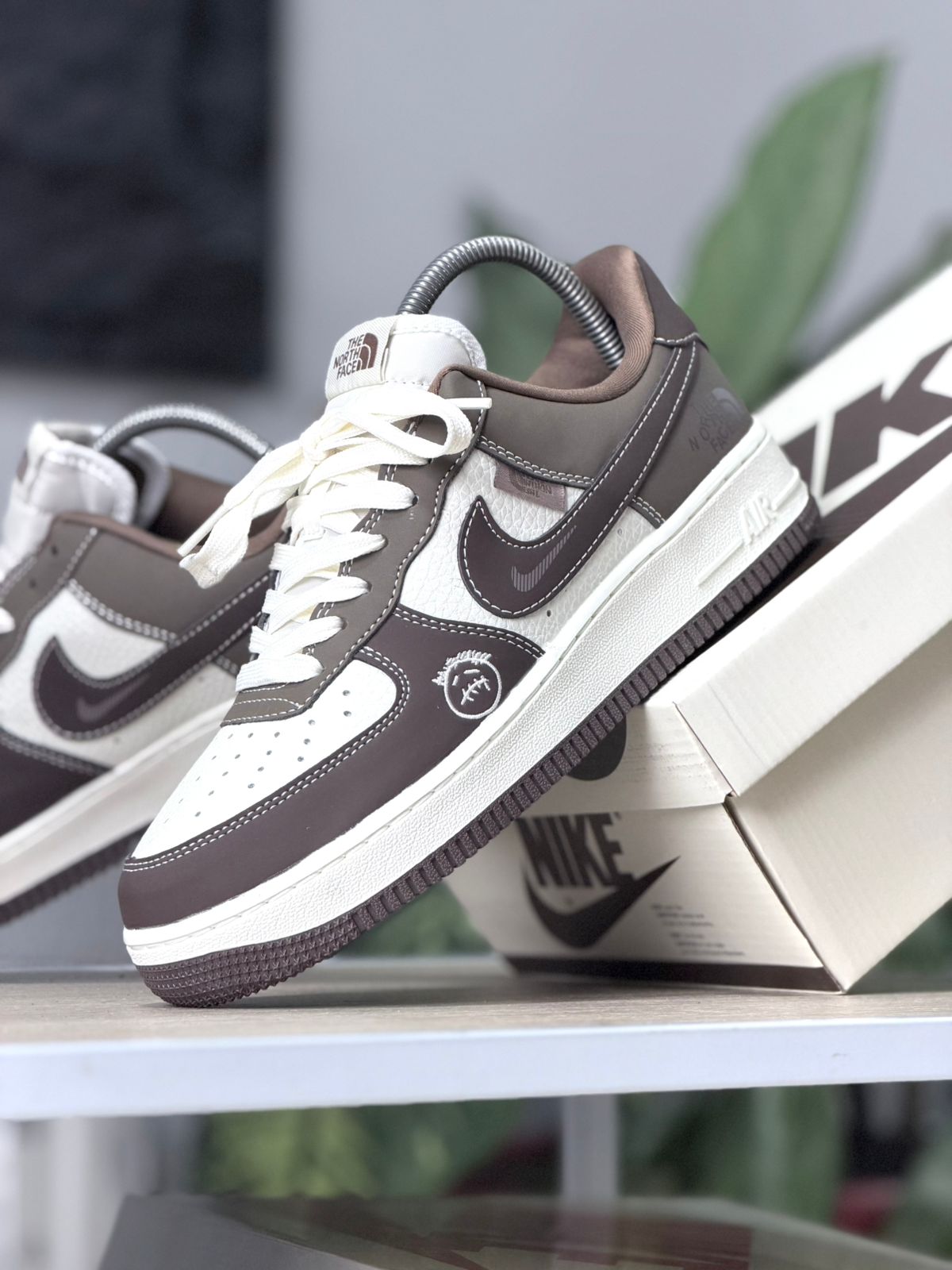 AIR FORCE ONE NORTH FACE BROWN
