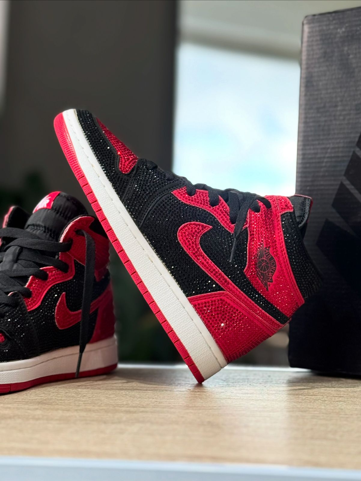 AIR JORDAN 1 CHICAGO BLACK SWAROVSKI