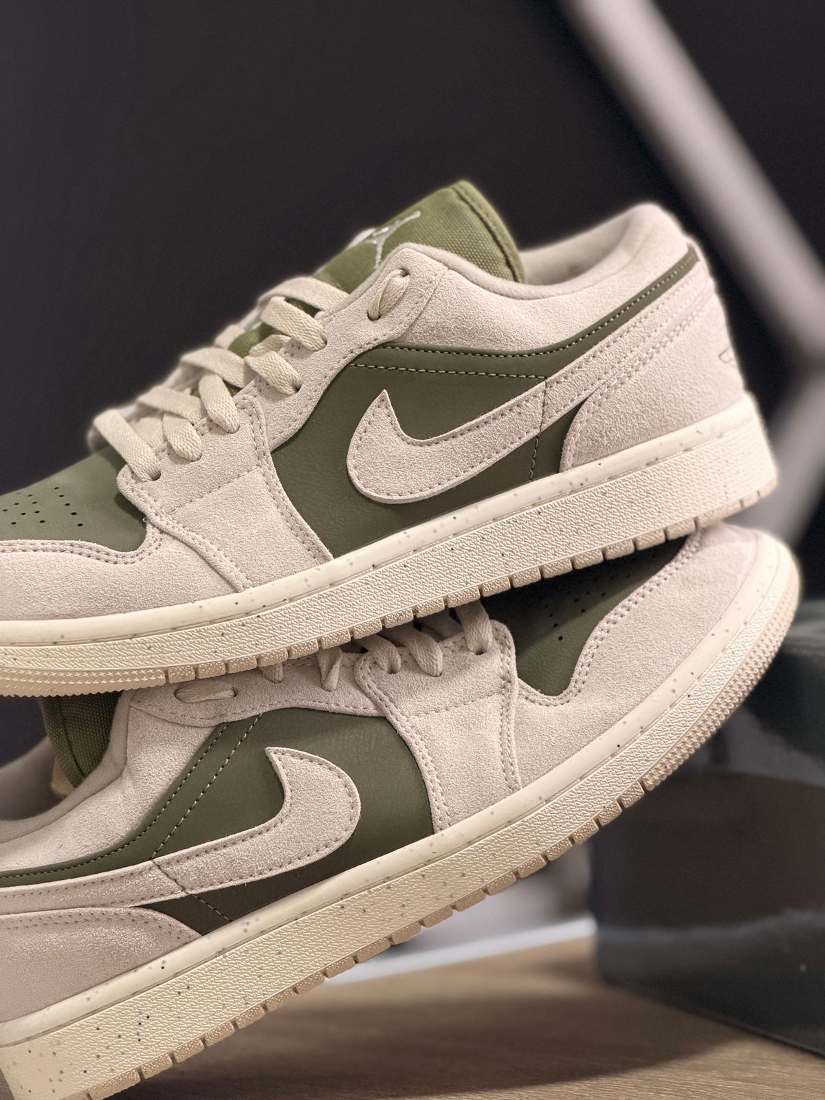 AIR JORDAN 1 LOW SE MEDIUM