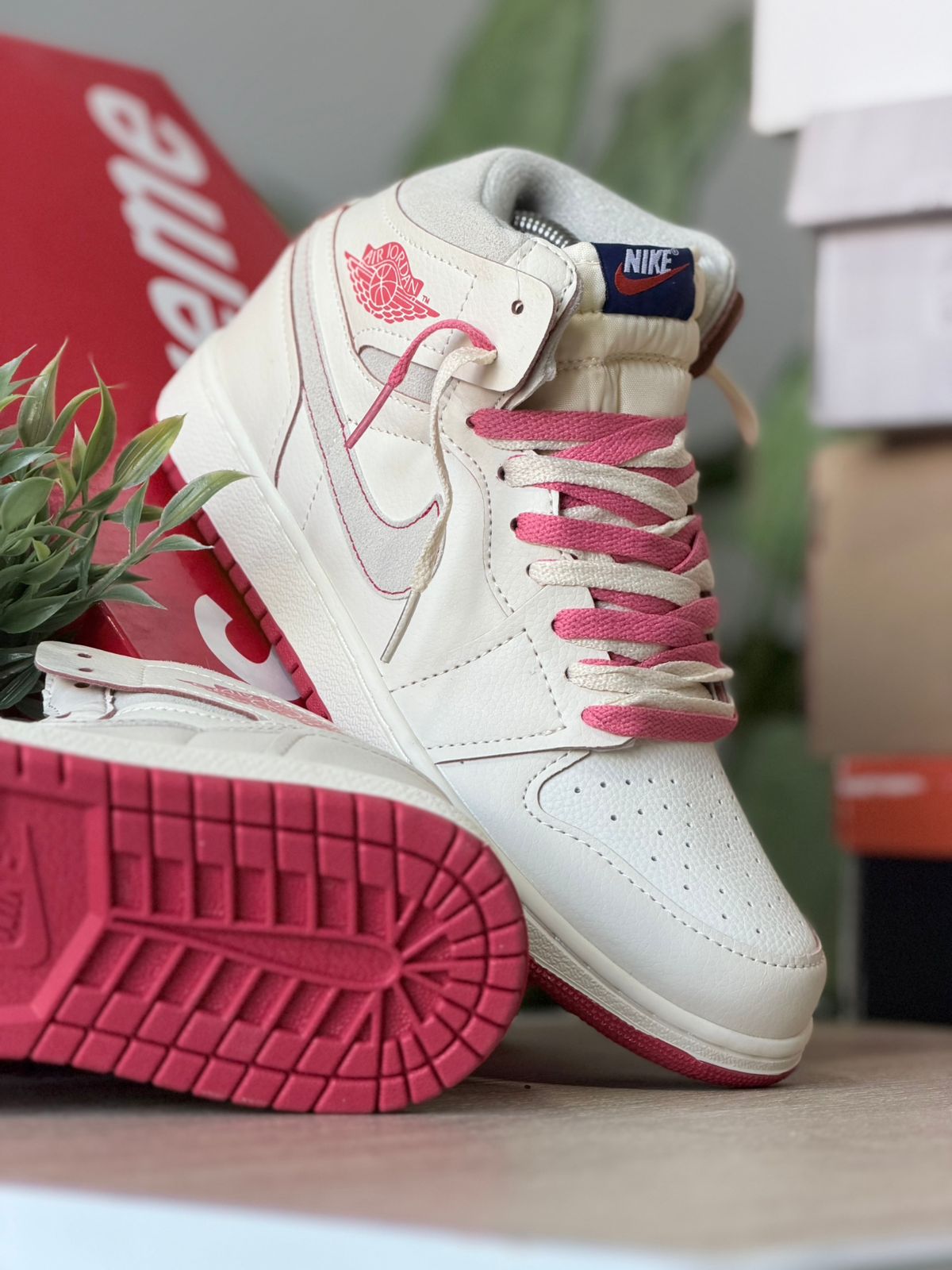 AIR JORDAN 1 MID LIGHT MADDER ROOT