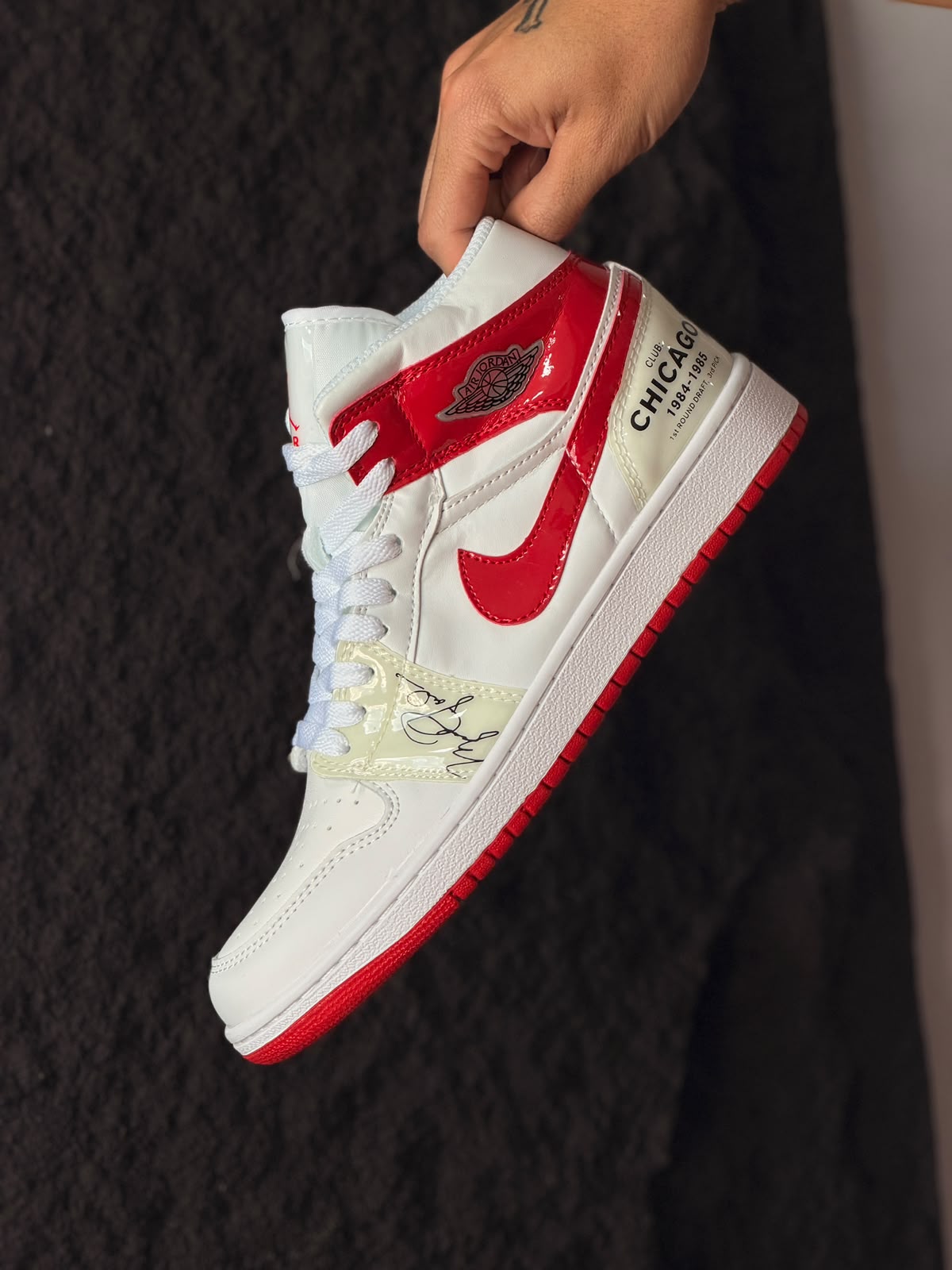 AIR JORDAN 1 MID ROOKIE SEASON