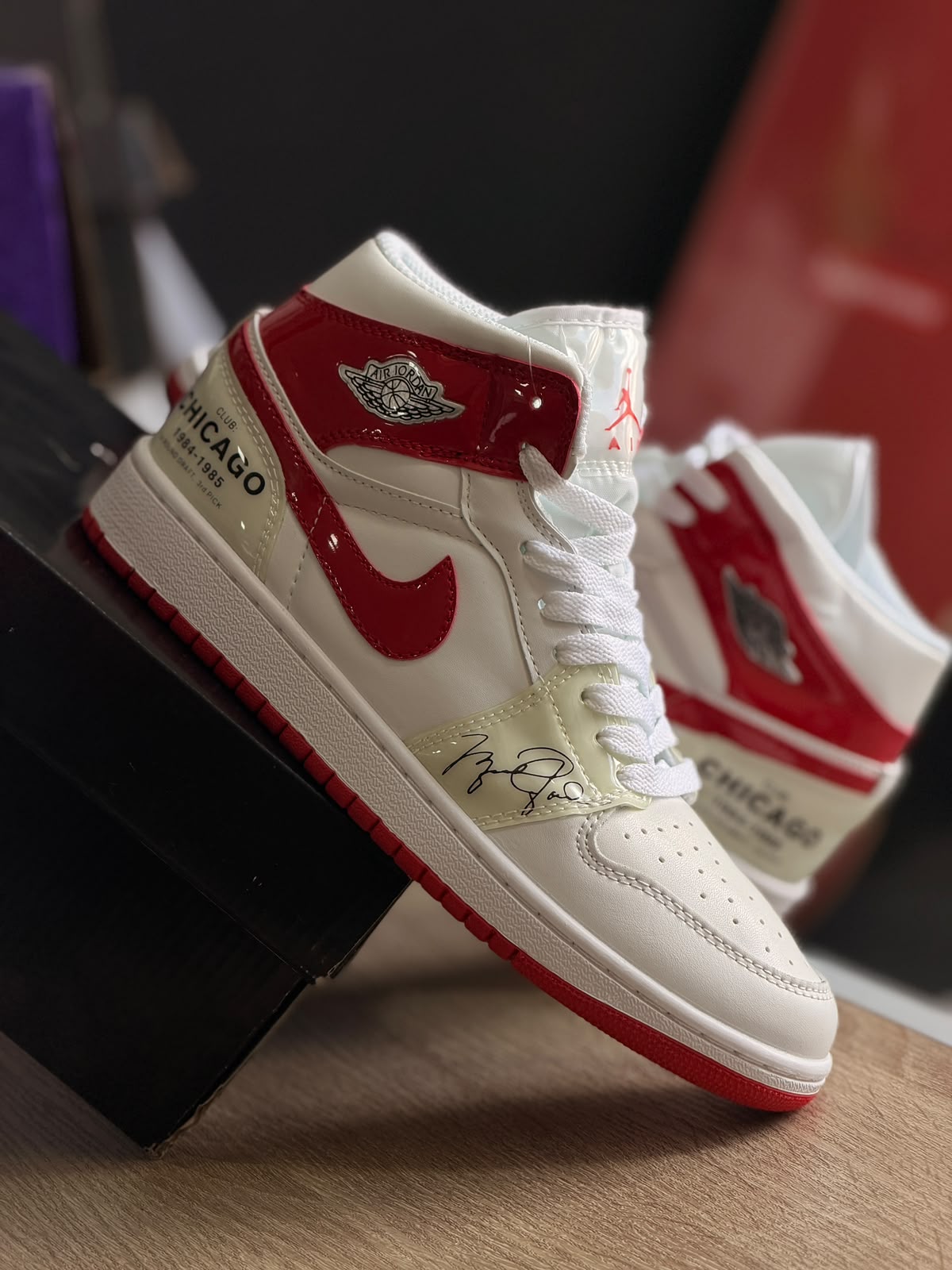 AIR JORDAN 1 MID ROOKIE SEASON
