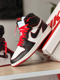 AIR JORDAN 1 RETRO HIGH OG BLOODLINE