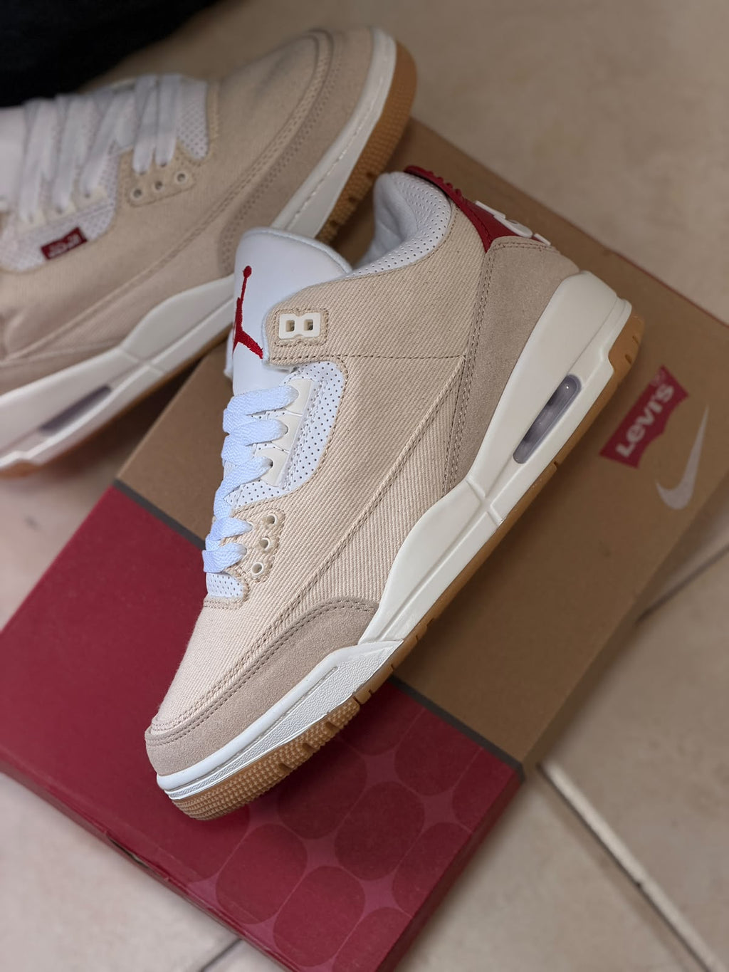 AIR JORDAN 3 X LEVIS