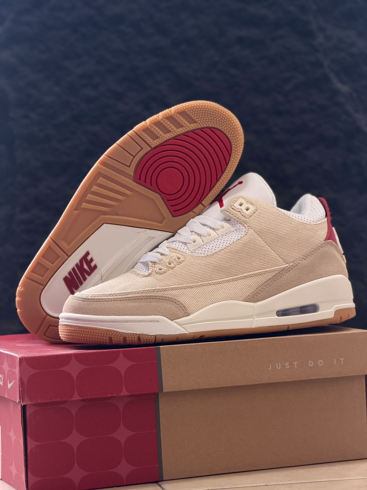 AIR JORDAN 3 X LEVIS