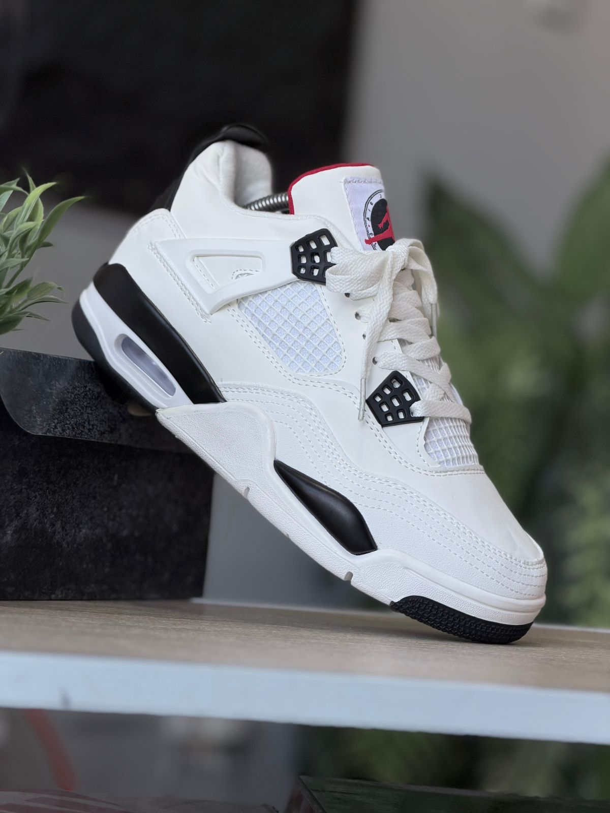 AIR JORDAN 4 RETRO FLIGHT CLUB