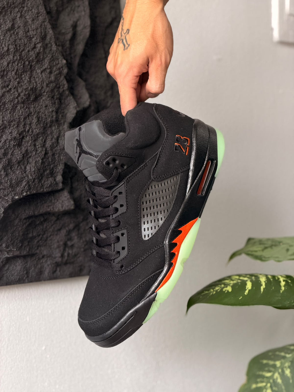 AIR JORDAN 5 HALLOWEEN