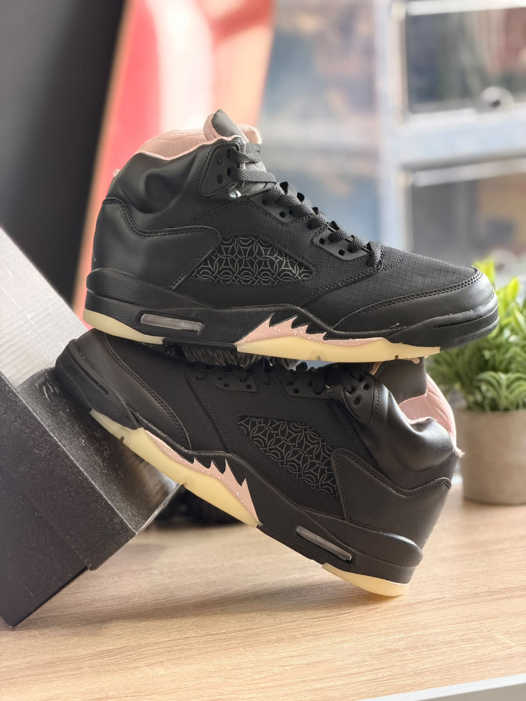 AIR JORDAN 5 RETRO X PARIS SAINT-GERMANI