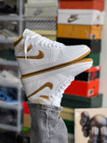 AIR JORDAN RETRO 1 HIGH WHITE AND GOLD