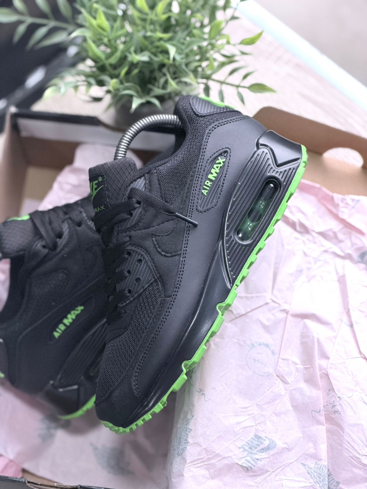 AIR MAX 90 BLACK CHLOROPHYLL