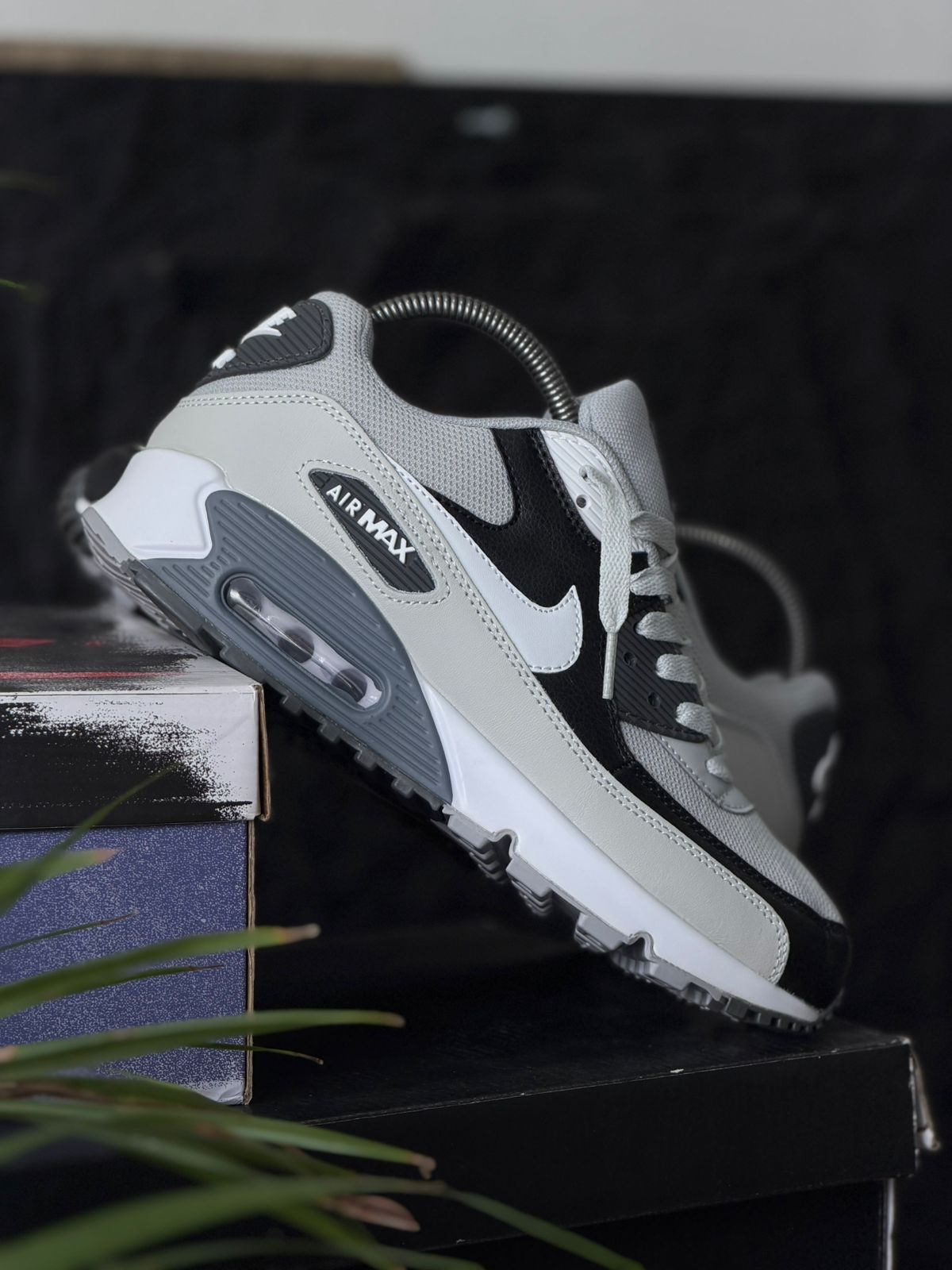 AIR MAX 90 GREY AND BLACK