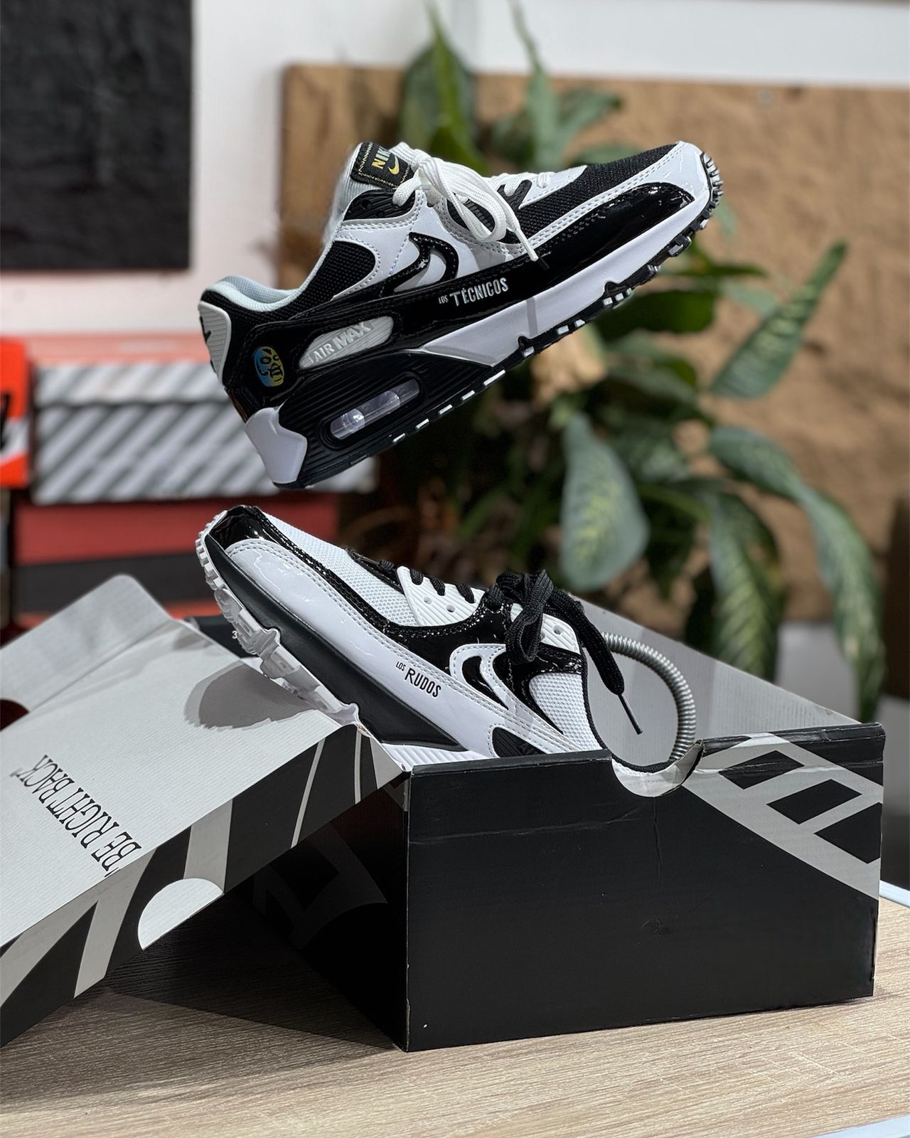 AIR MAX 90 LUCHA LIBRE