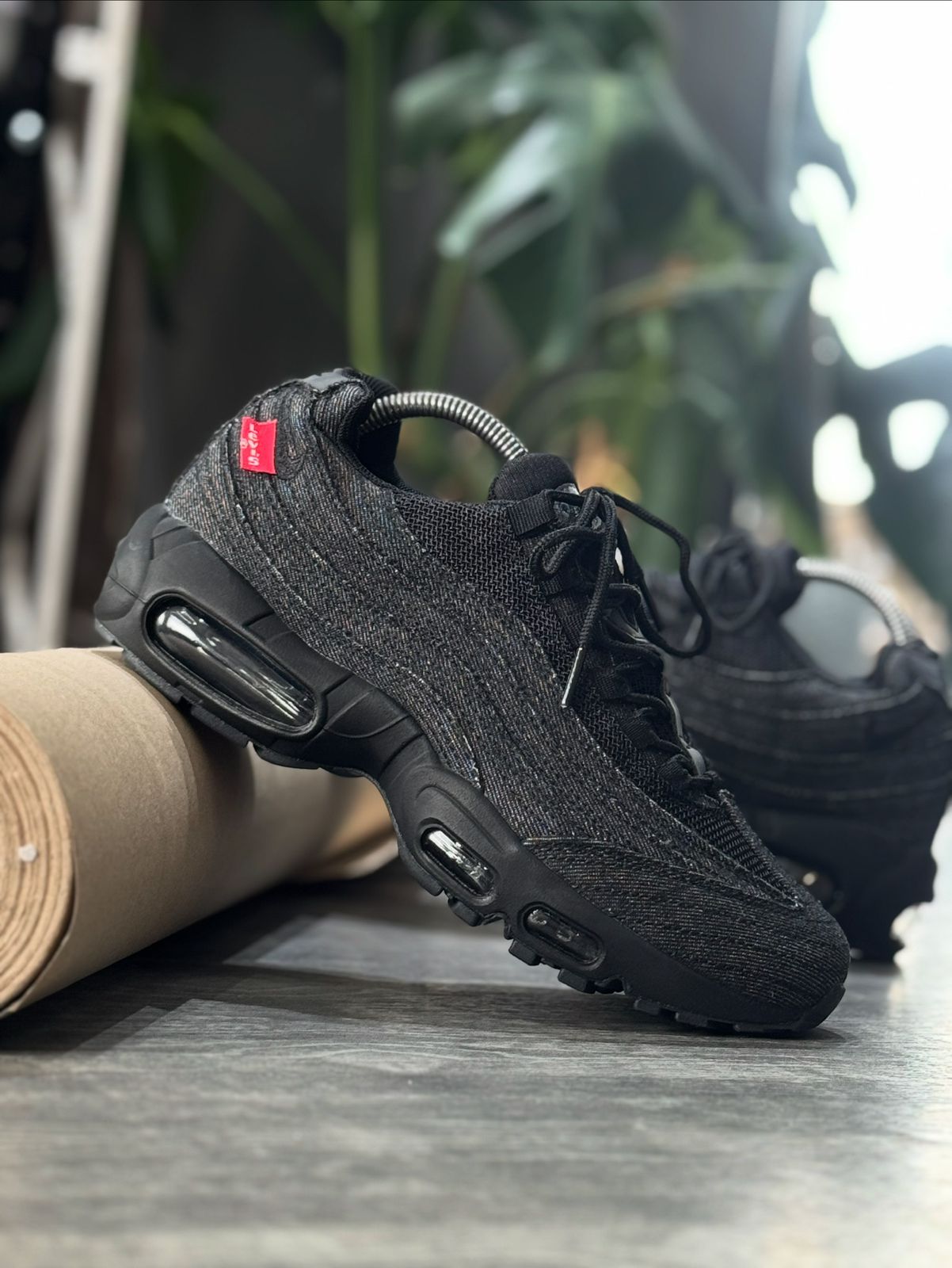 AIR MAX 95 OG LEVIS - BLACK