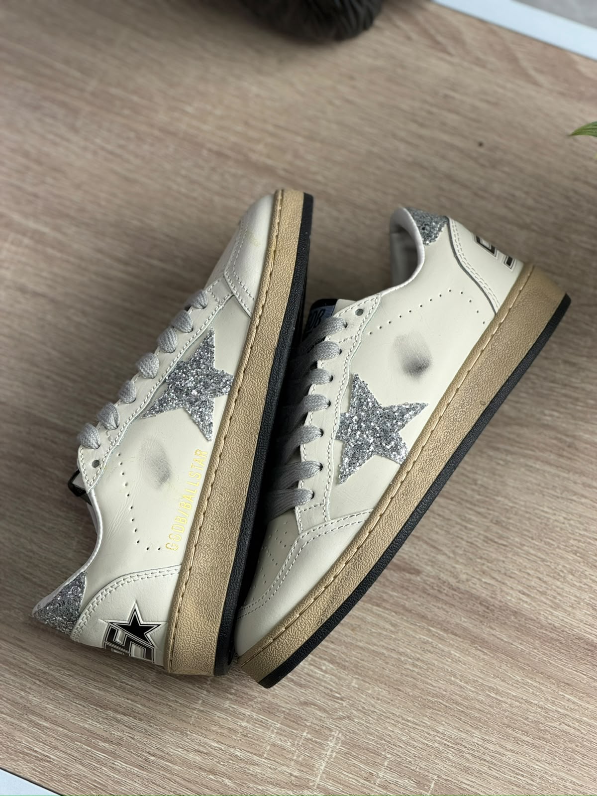 GOLDEN GOOSE BALL STAR BLANCO PURPURINA