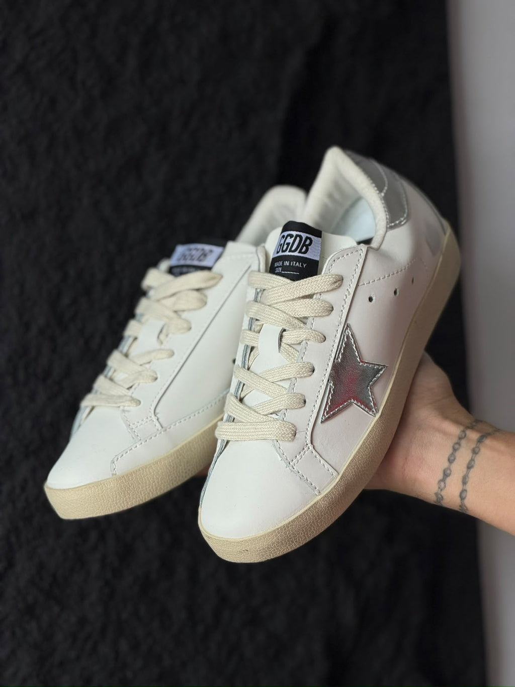 GOLDEN GOOSE SUPER-STAR PLATEADO
