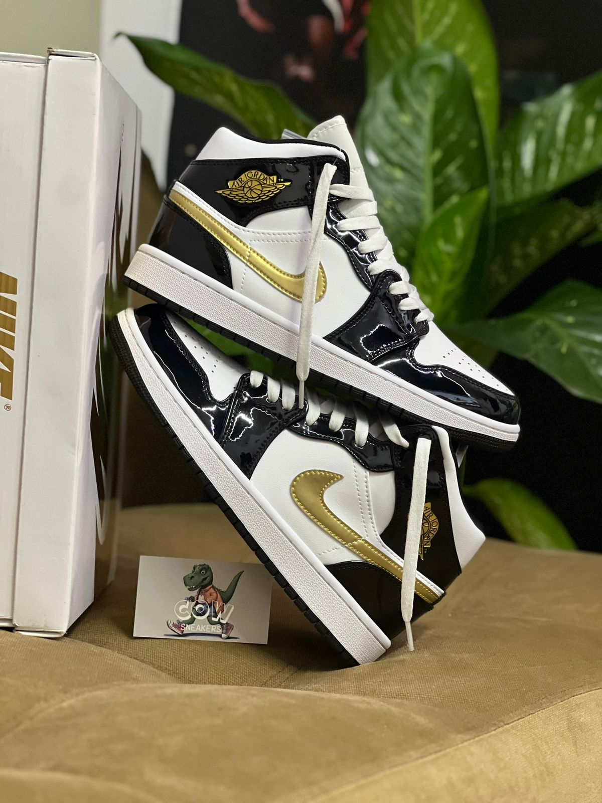 JORDAN 1 PATENT GOLD
