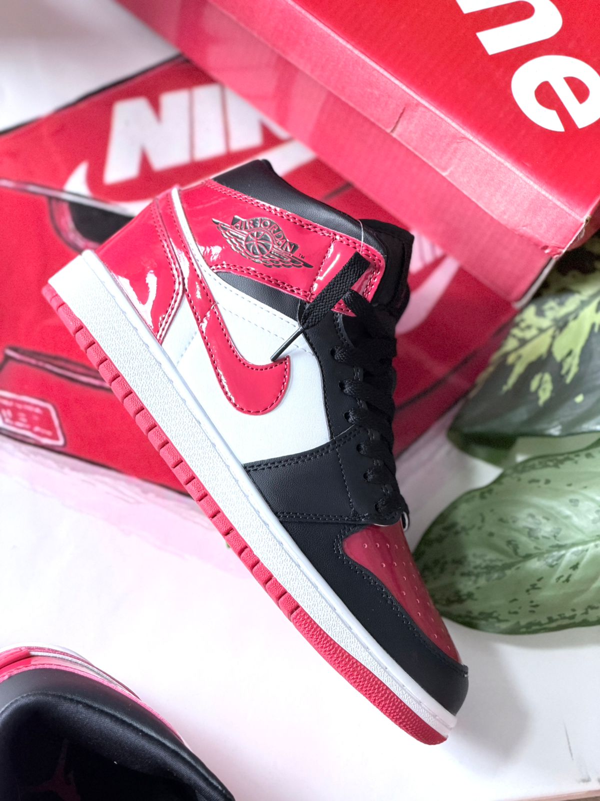 JORDAN 1 MID SEEE