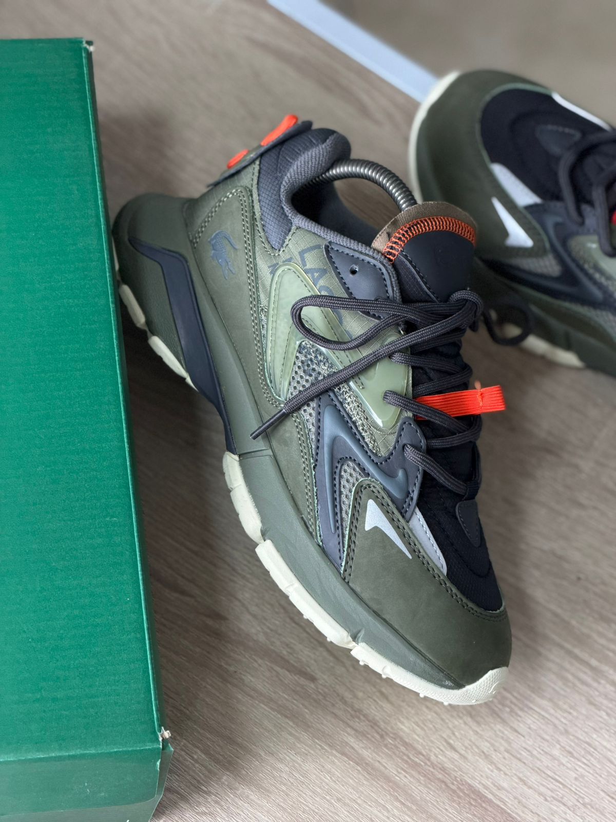 LACOSTE L003 NEO TECH VERDE