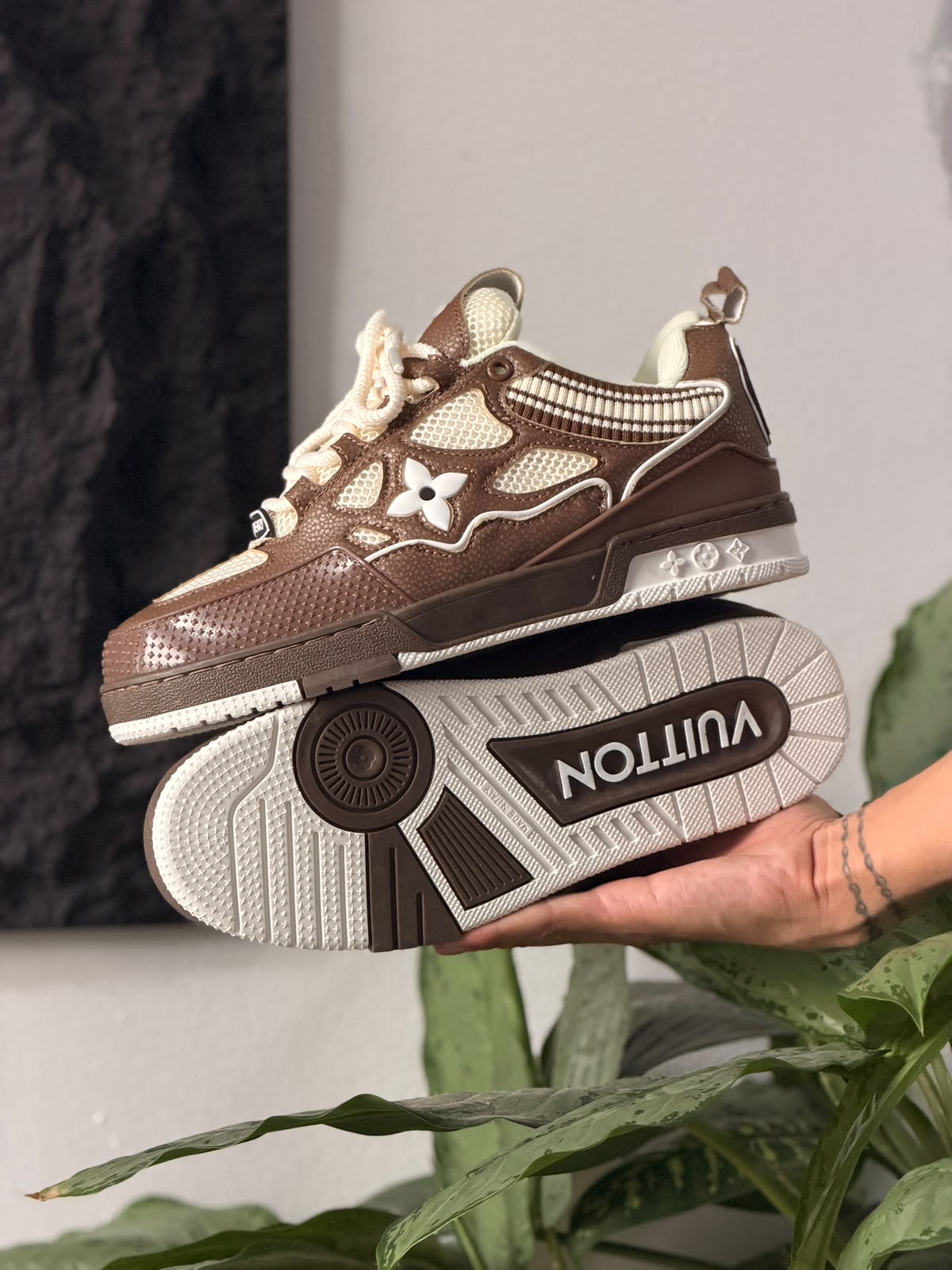 LOUIS VUITTON LV SKATE CAFE