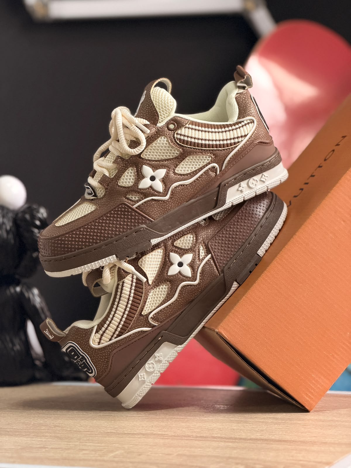 LOUIS VUITTON LV SKATE CAFE