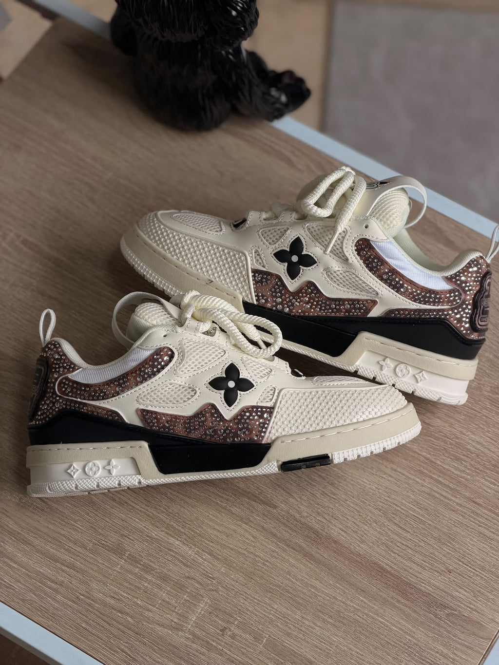 LUIS VUITTON LV SKATE LEOPARD PEARL