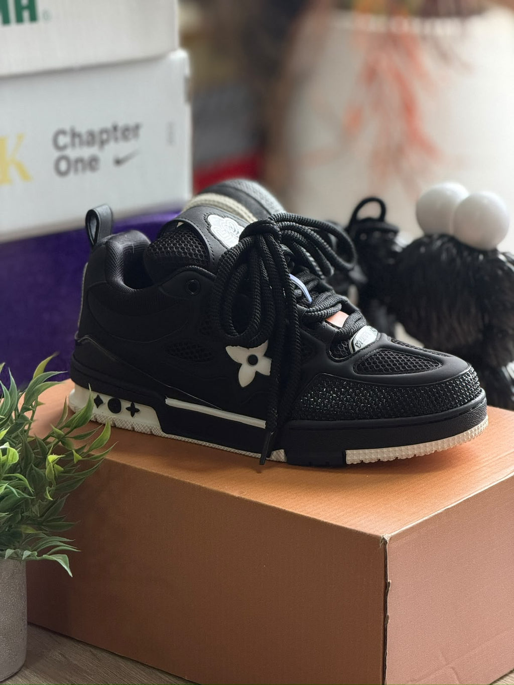 LV SKATE BLACK