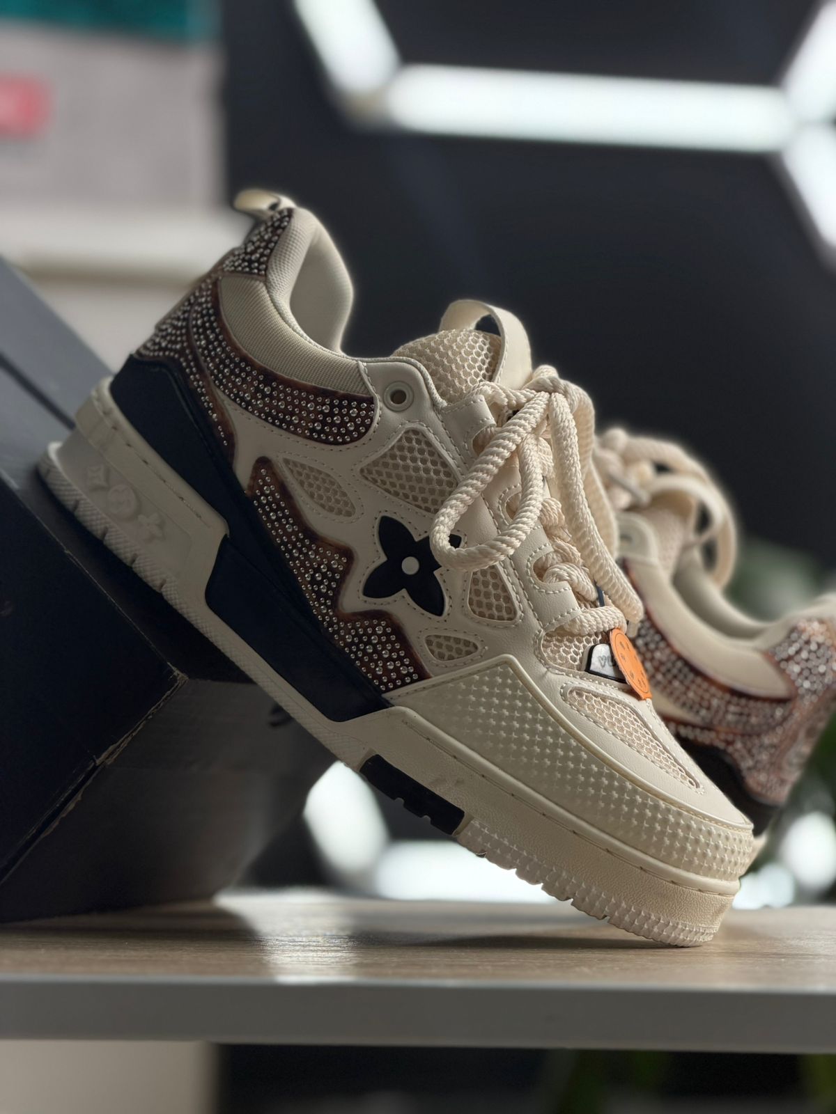 LV SKATE LEOPARD PRINT