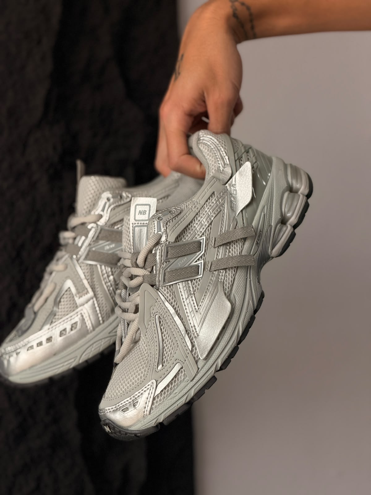 NEW BALANCE 1906A CONCRETE SILVER METALIC