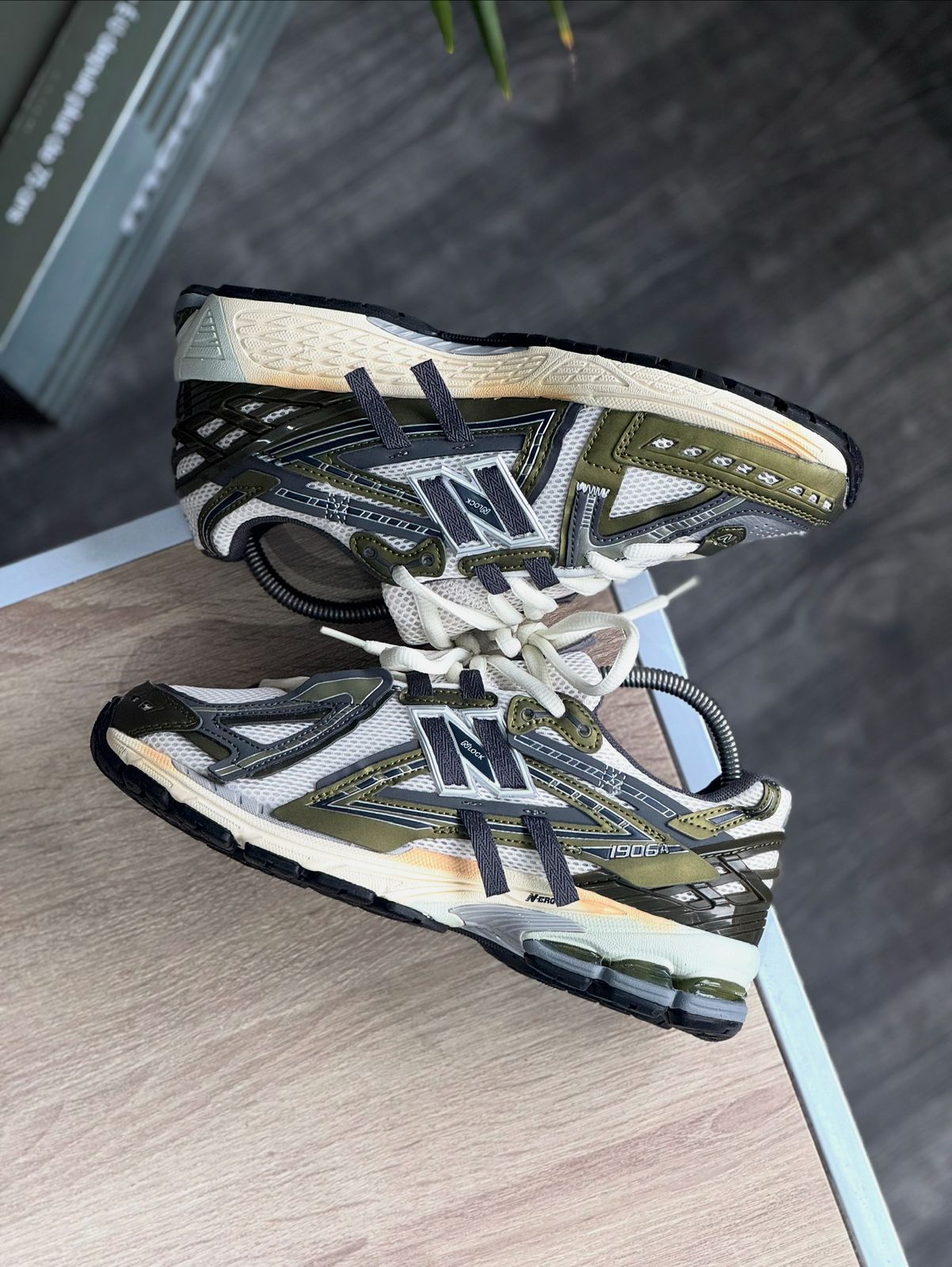NEW BALANCE 1906A OLIVE JUICE
