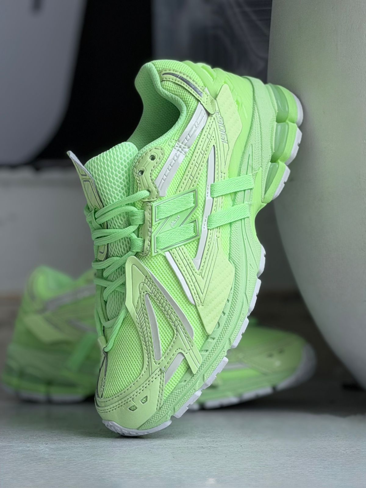 NEW BALANCE 1906 GREEN