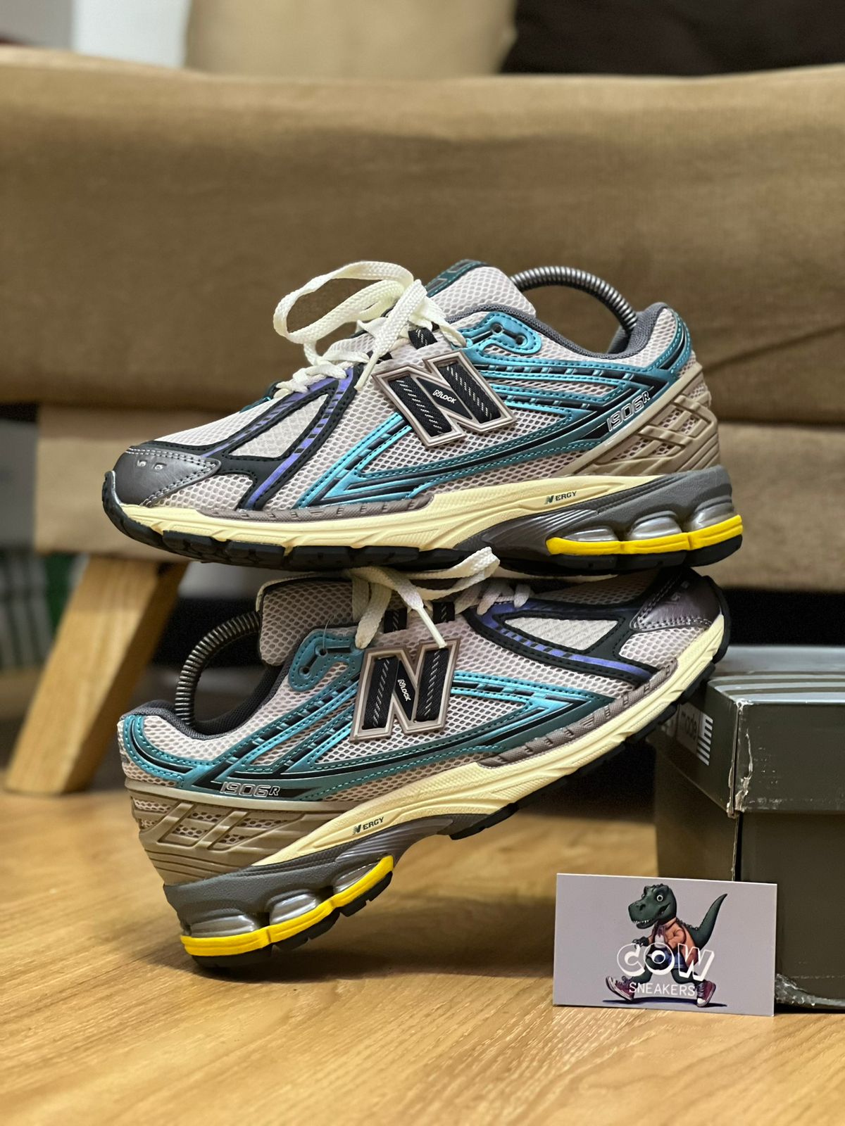 NEW BALANCE 1906R METALLIC BLUE