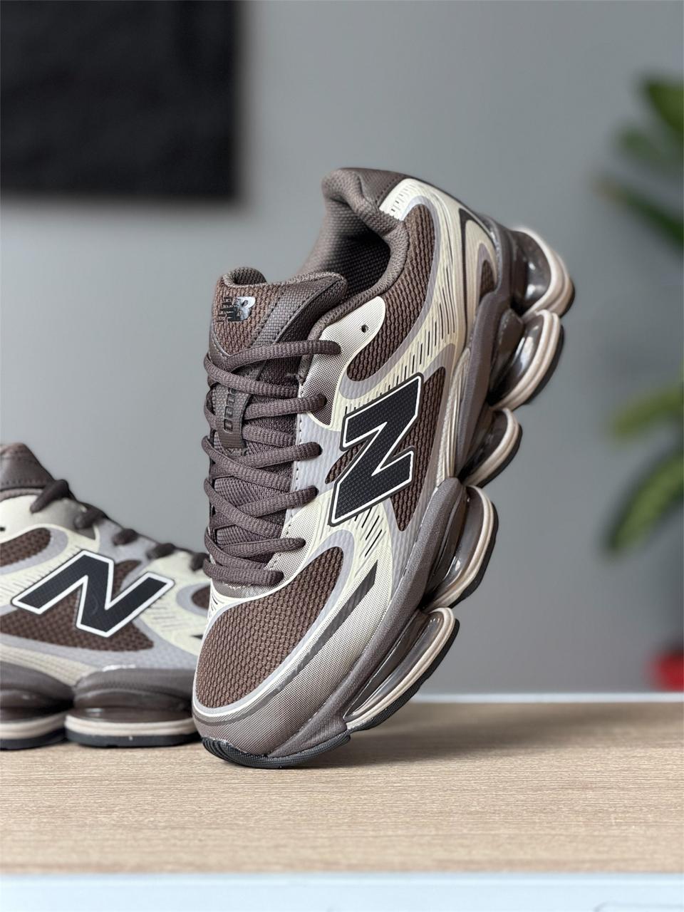 NEW BALANCE 2000 CAFE