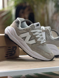 NEW BALANCE 57 40 GREY DAY