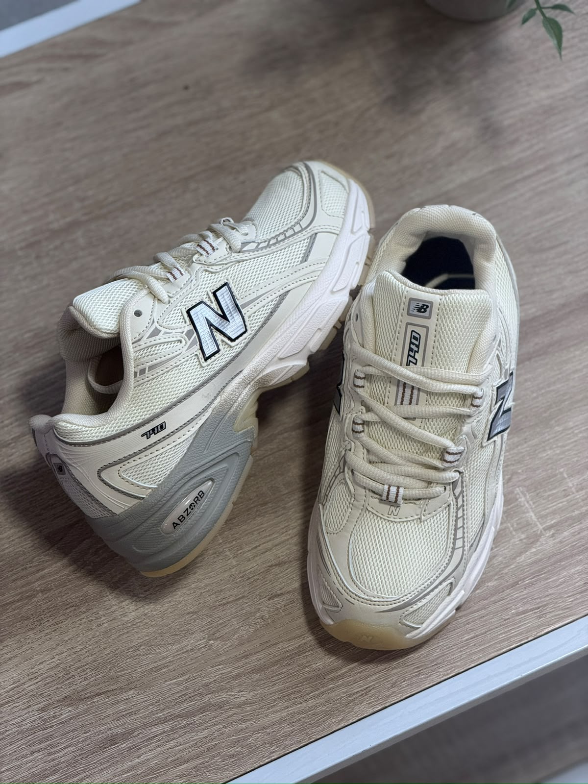 NEW BALANCE 740 LUNAR NEW YEAR