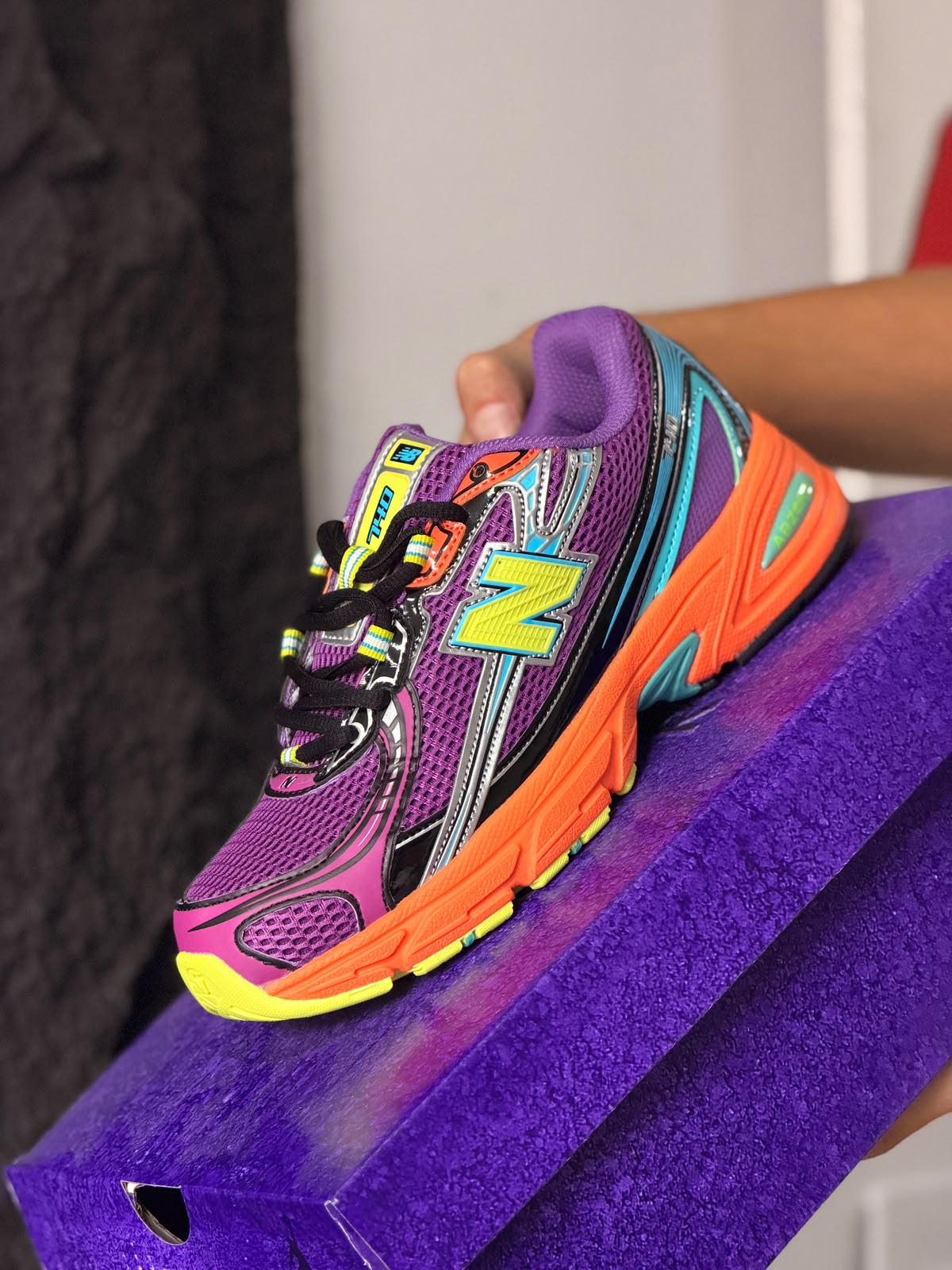 NEW BALANCE 740 MORADA