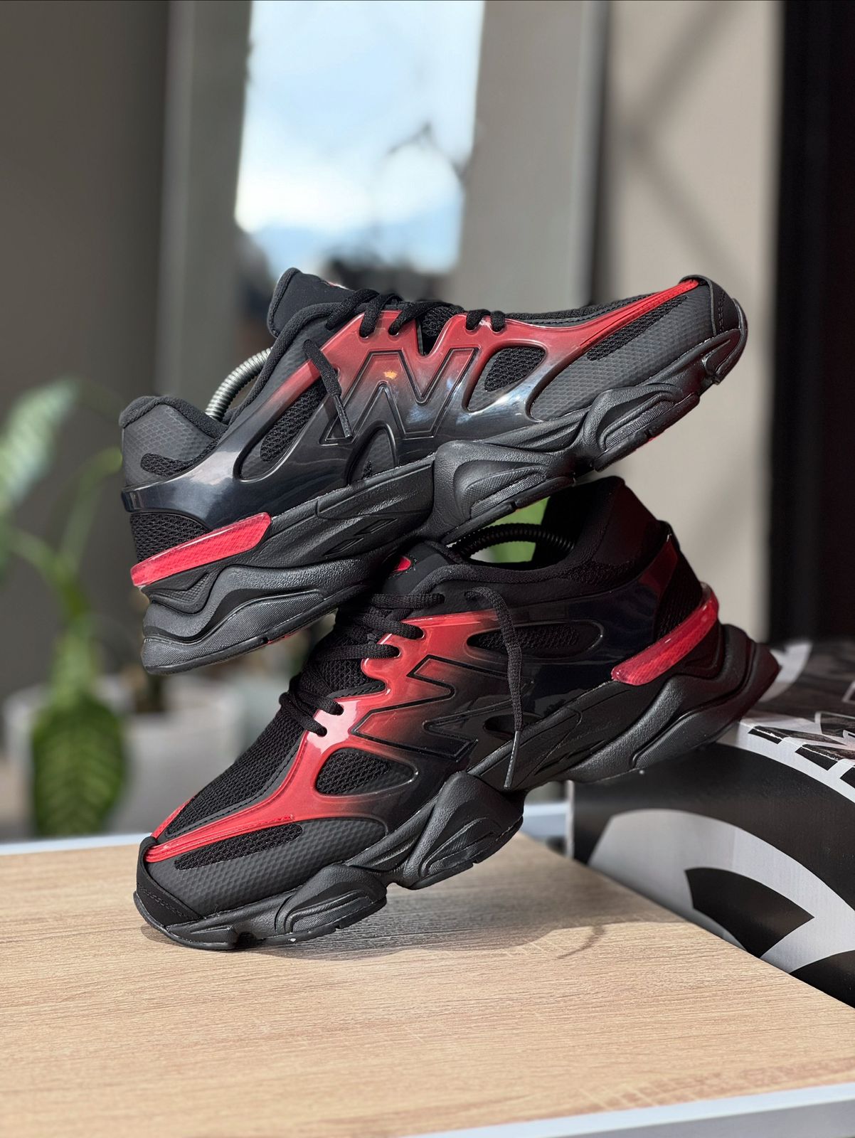NEW BALANCE 9060 BLACK AND RED