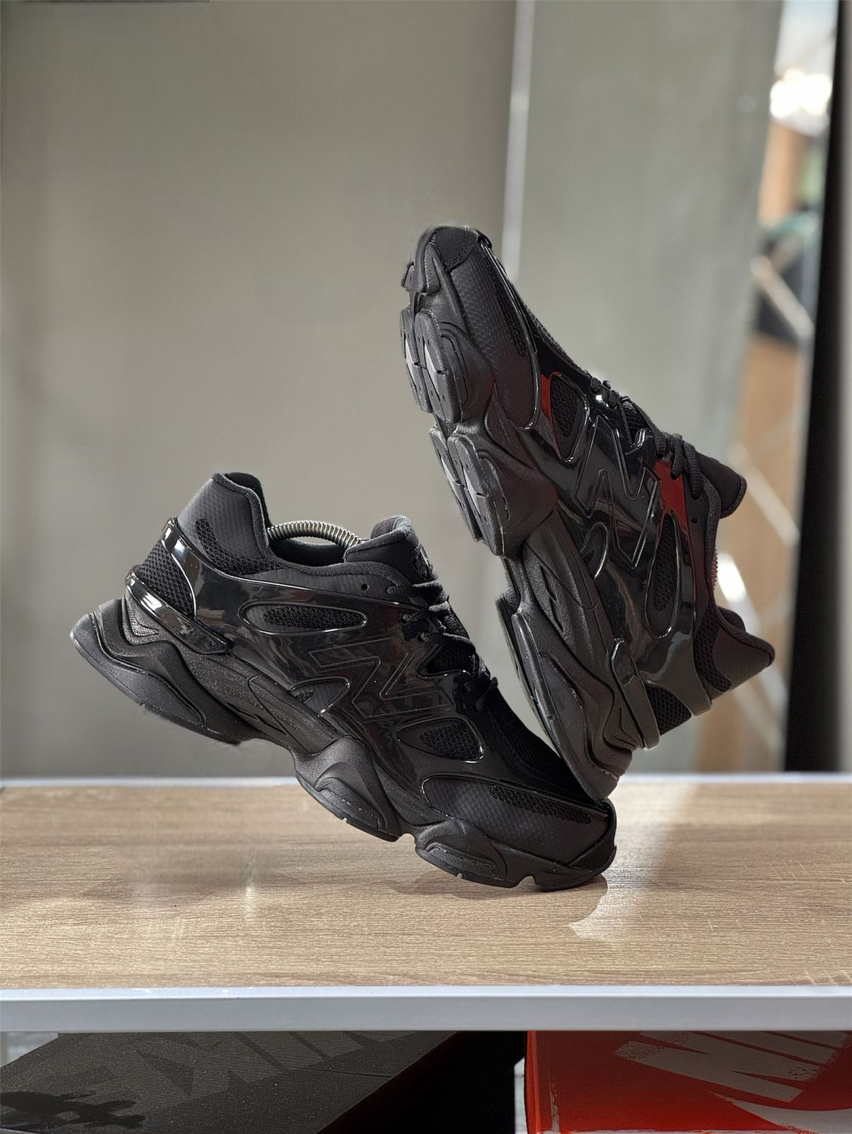 NEW BALANCE 9060 BLACK CAT