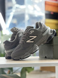NEW BALANCE 9060 GREY