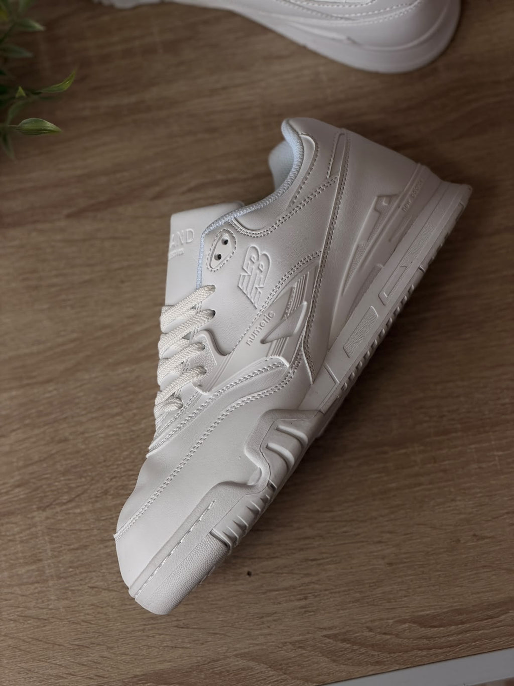 NEW BALANCE NUMERIC 770 BLANCA
