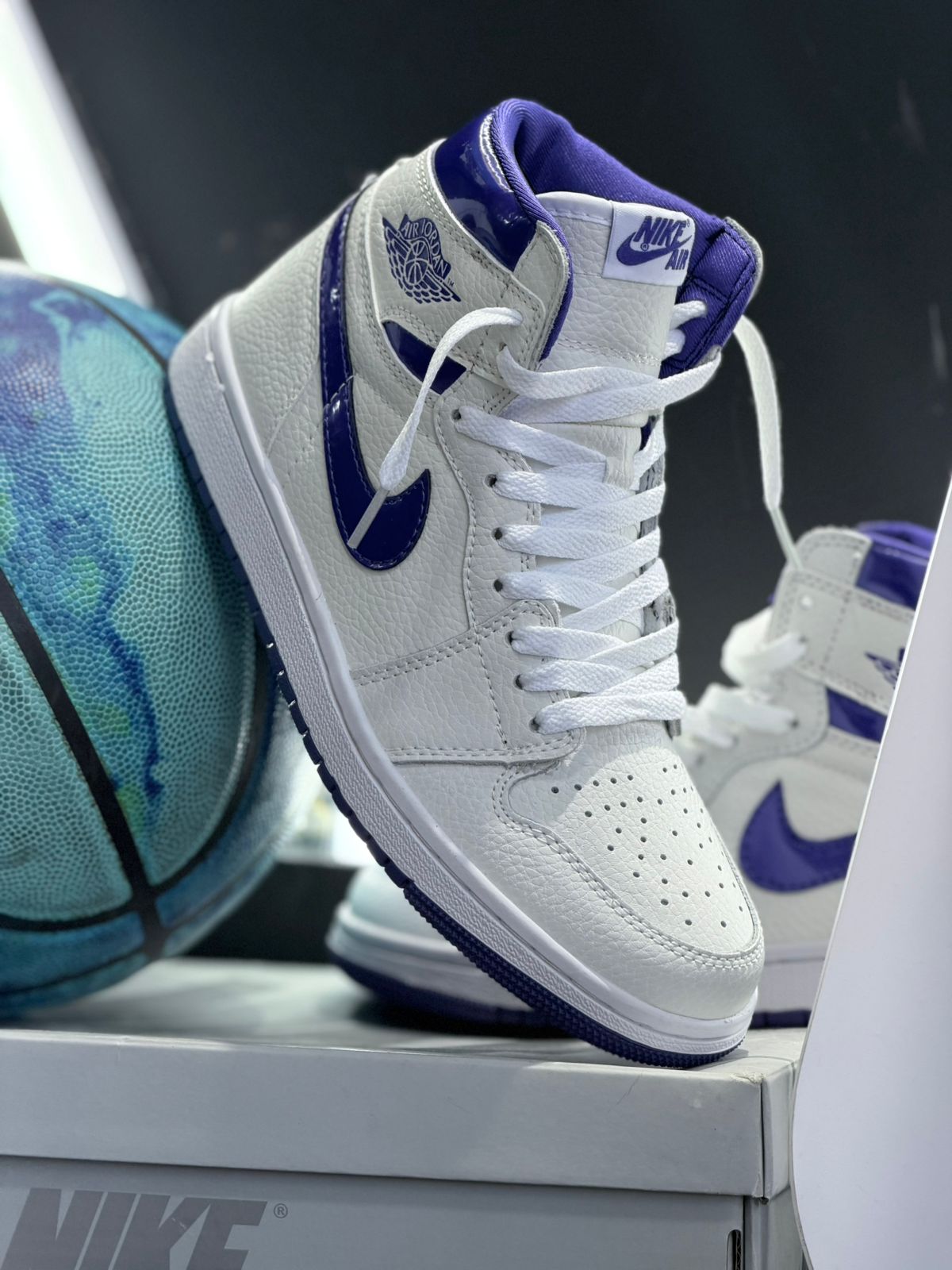 NIKE AIR JORDAN 1 MIND