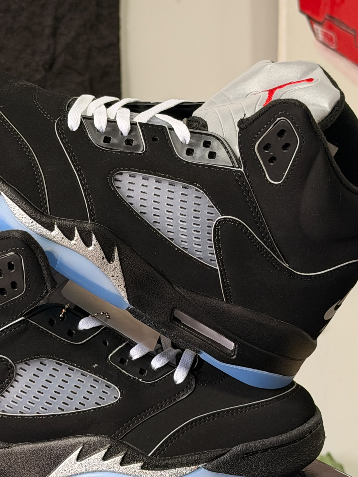 NIKE AIR JORDAN RETRO 5