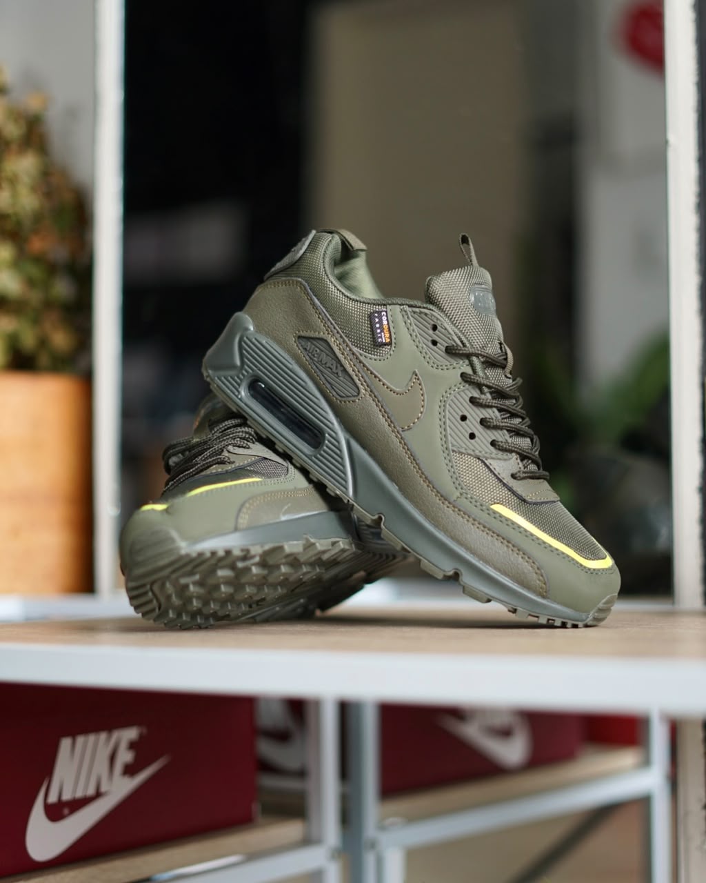NIKE AIR MAX 90