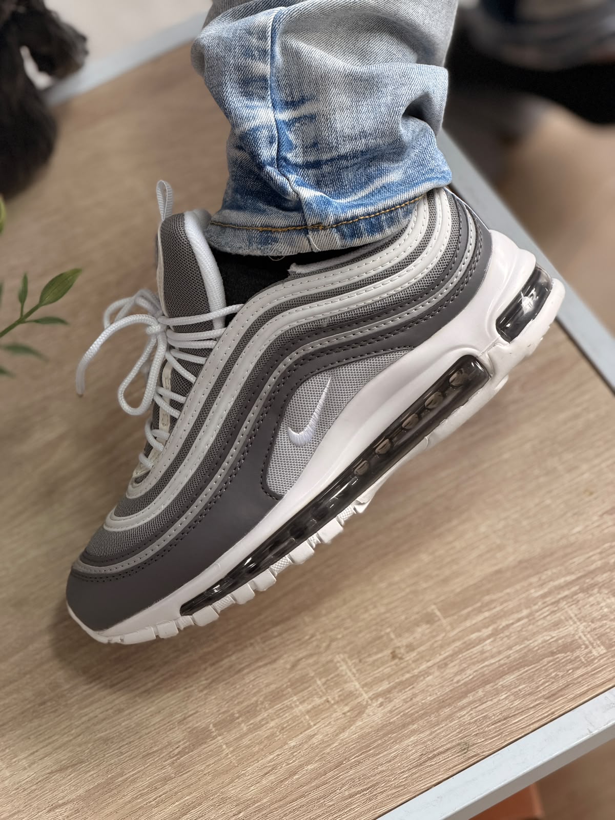 NIKE AIR MAX 97 GRIS BLANCO