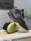 NIKE AIR YEEZY 2