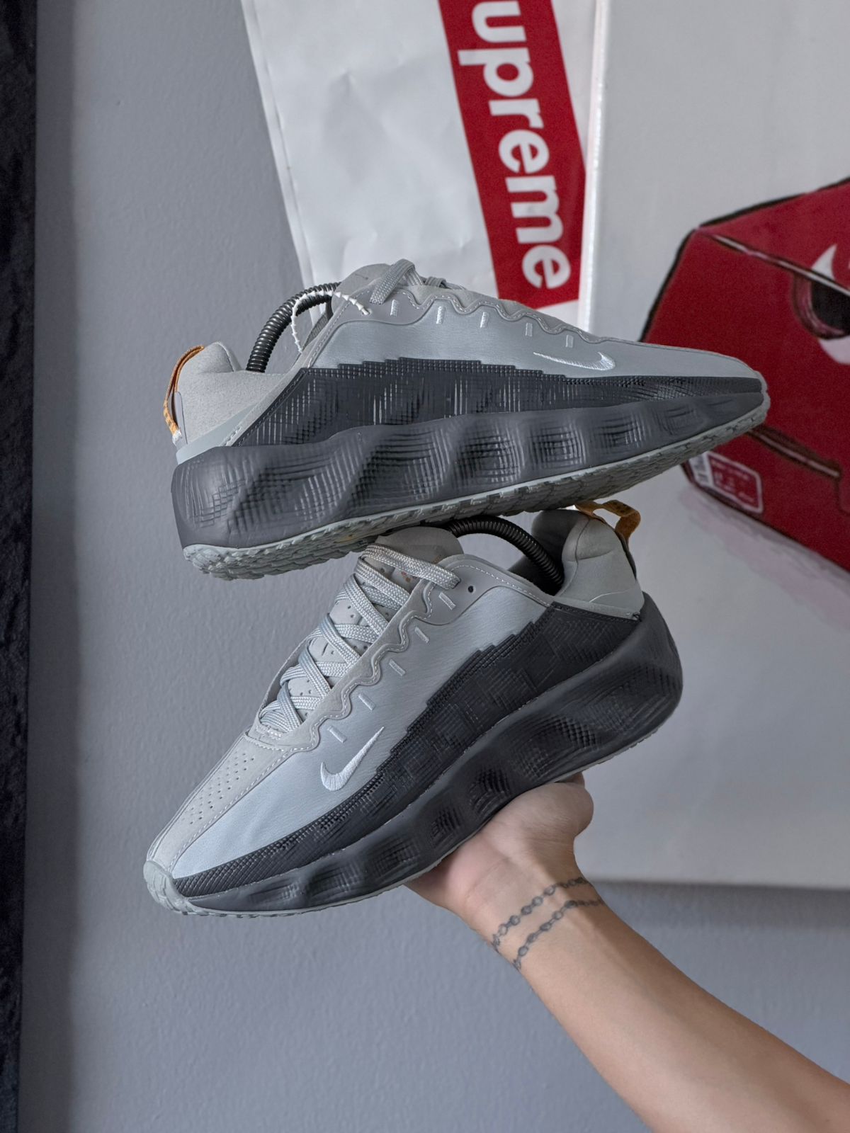 NIKE AVA ROVER COLLEGE GREY